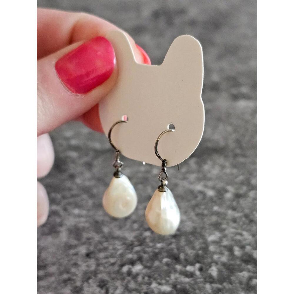 Beautiful Sterling Silver Pearl Earrings